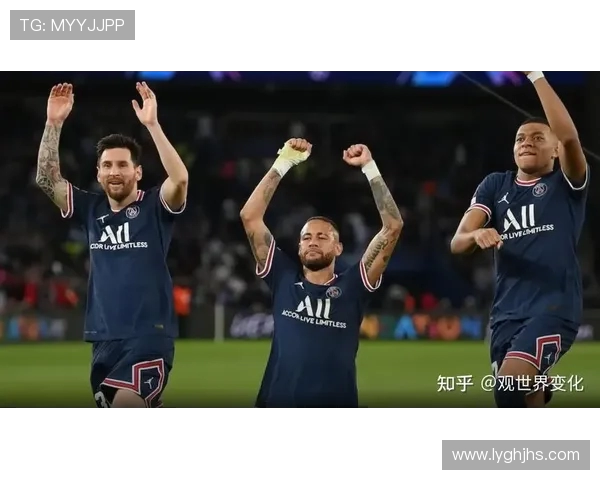 梅西转投PSG引燃转会市场资讯